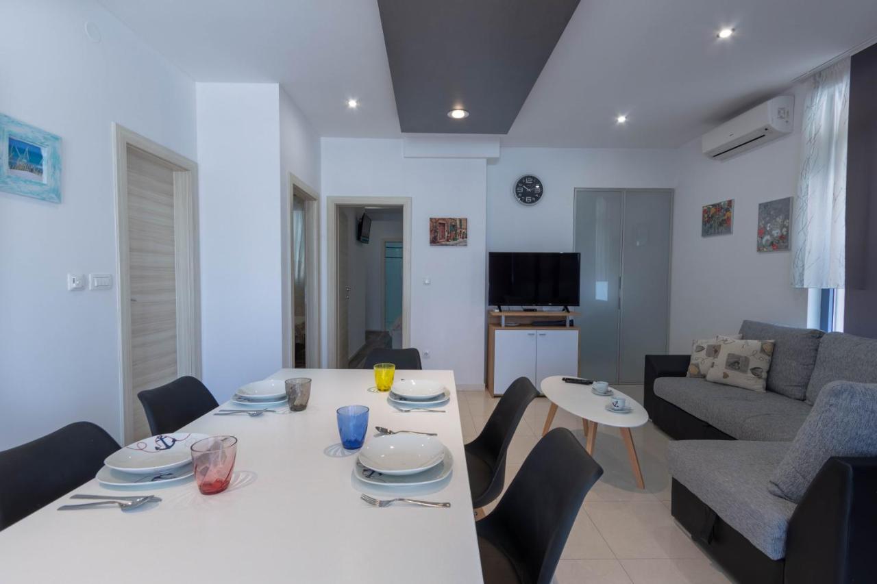 Apartman Dora Podstrana Exterior foto