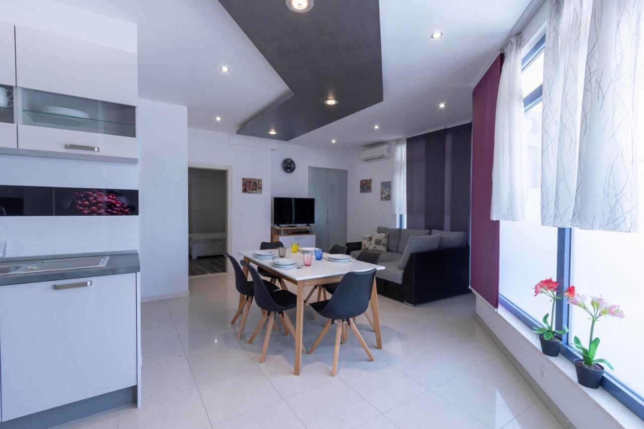 Apartman Dora Podstrana Exterior foto