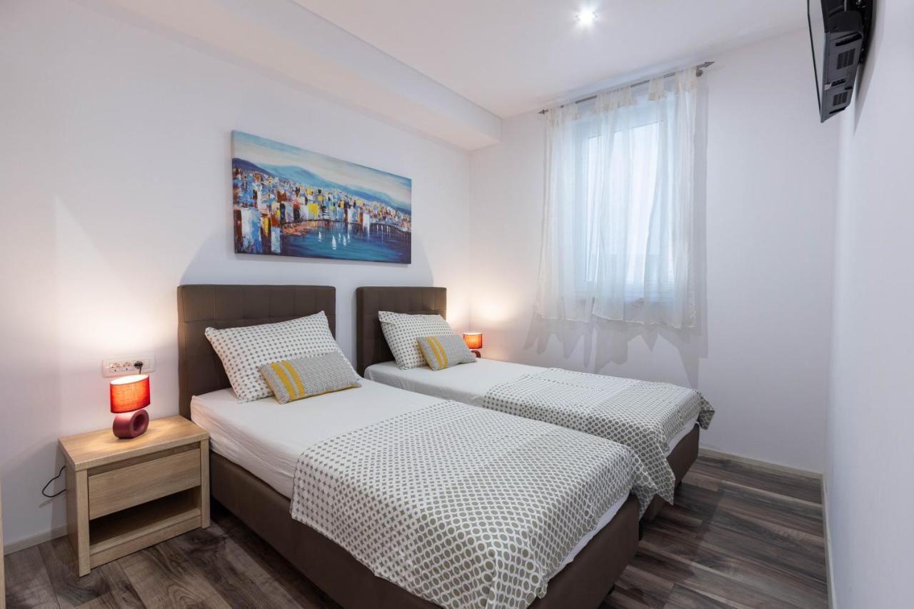 Apartman Dora Podstrana Exterior foto