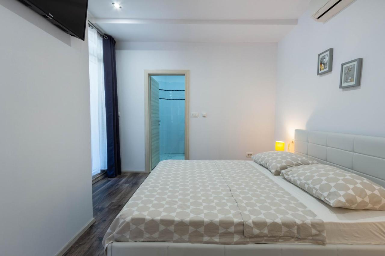 Apartman Dora Podstrana Exterior foto